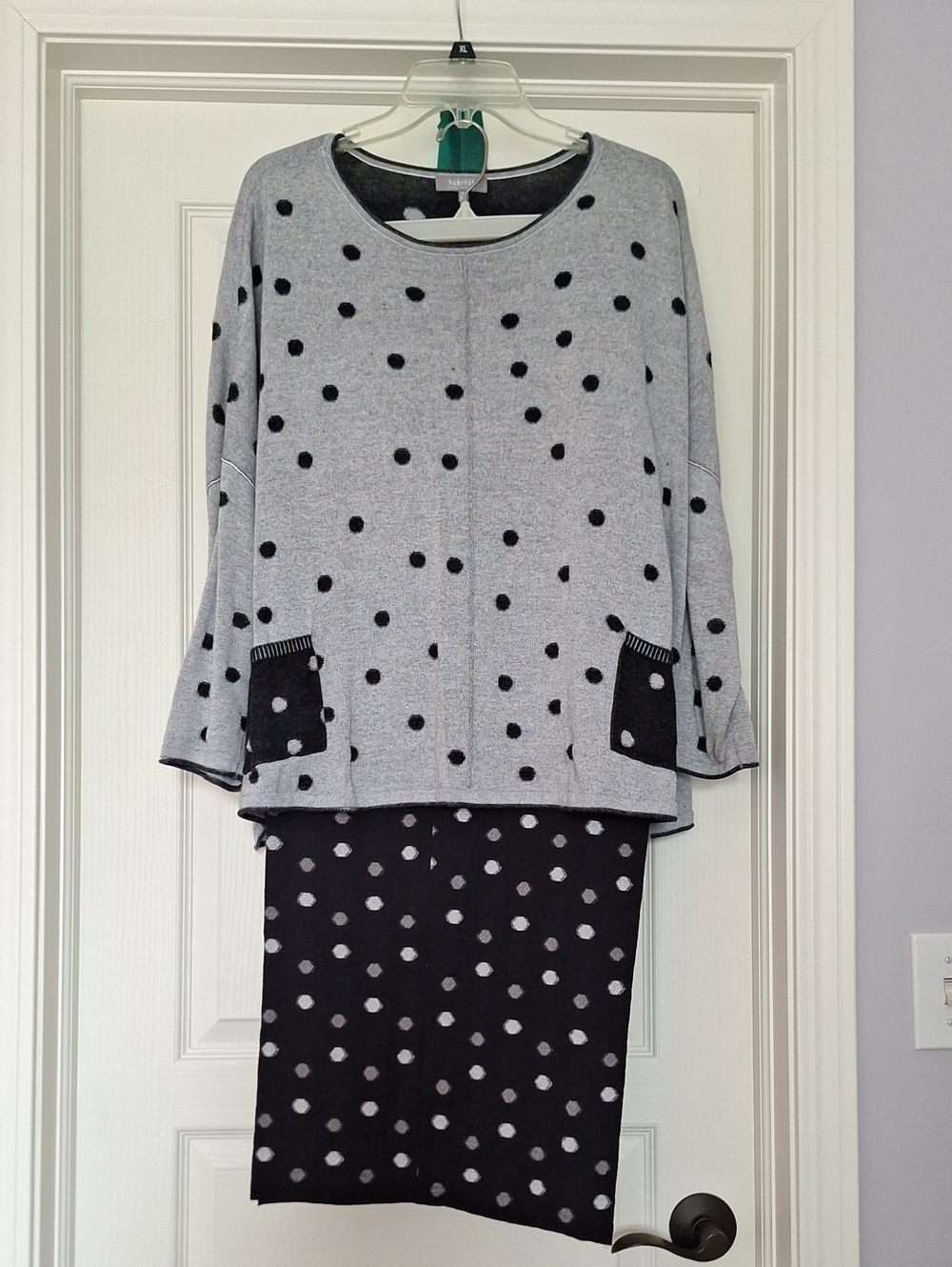 Habitat Set Two-Tone Grey & Black Knit Top And Matching Pants